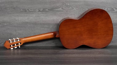 Yamaha Classical Guitar Beginner,Right-Handed,6 Strings,Adults,Brown