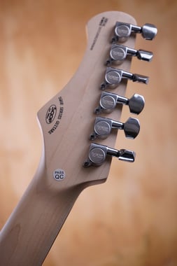 Unistar Sest200-Bk-Kit Electric Guitar Beginner,Right-Handed,6,Adults,Black