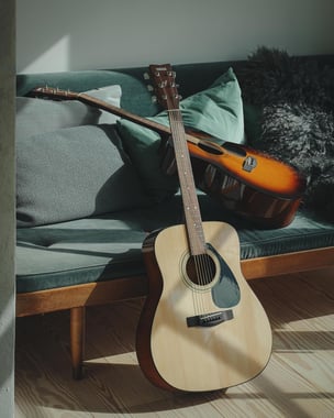 Yamaha Acoustic Guitar Beginner,Right-Handed,6 Strings,Adults,Brown