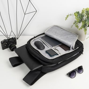 Discovery Casual Backpack (18"),,Unisex,Black