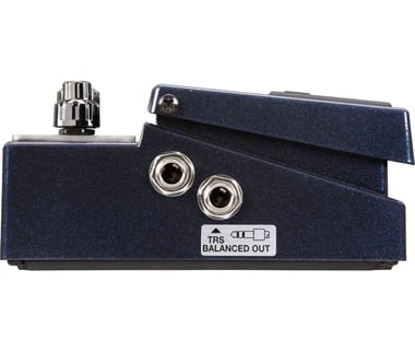 Roland Bass Guitar Effect Pedal,Black
