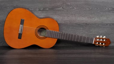 Yamaha Classical Guitar Beginner,Right-Handed,6 Strings,Adults,Brown