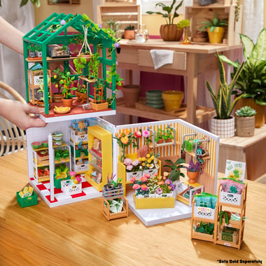 Mga Entertainment Furniture Playset,8 Years And Above,Multicolor